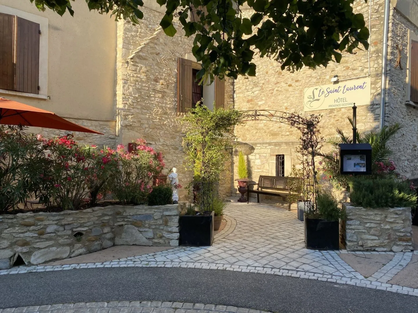 Hôtel Le Saint Laurent
